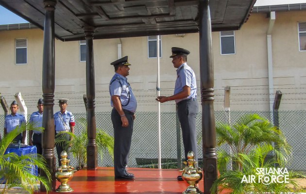 CHANGE OF COMMAND OF SLAF STATION BANDARANAIKE INTERNATIONAL AIRPORT KATUNAYAKE