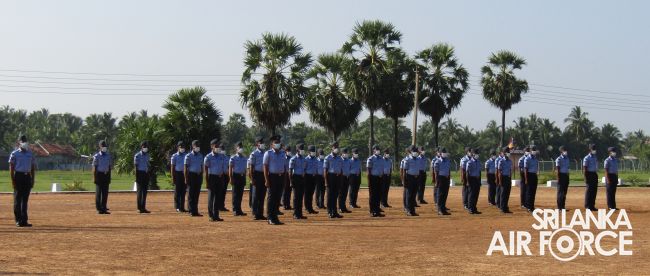 CHANGE OF COMMAND AT SLAF STATION BATTICALOA