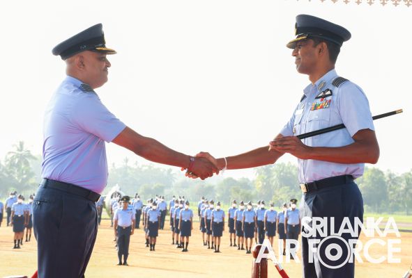 CHANGE OF COMMAND AT SLAF BASE HINGURAKGODA