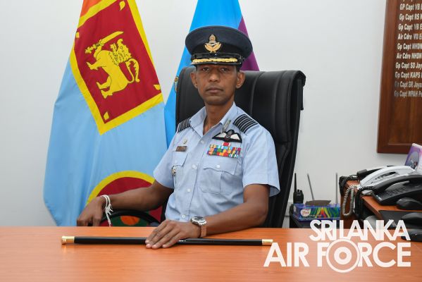 CHANGE OF COMMAND AT SLAF BASE HINGURAKGODA