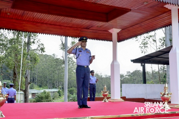 CHANGE OF COMMAND AT SRI LANKA AIR FORCE COMBAT TRAINING SCHOOL DIYATALAWA