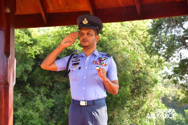 CHANGE
OF COMMAND OF SLAF REGIMENT TRAINING SCHOOL VANNI