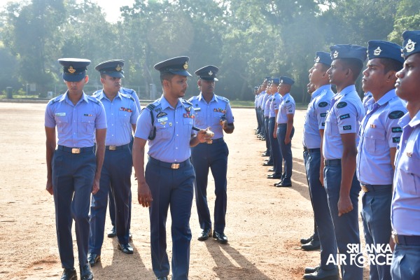 CHANGE
OF COMMAND OF SLAF REGIMENT TRAINING SCHOOL VANNI