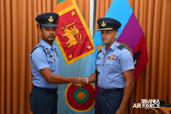 CHANGE
OF COMMAND OF SLAF REGIMENT TRAINING SCHOOL VANNI
