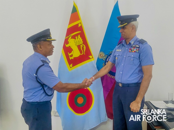 CHANGE OF COMMAND AT SLAF STATION PALALY