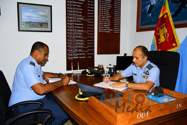 CHANGE OF COMMAND AT SLAF BASE VAVUNIYA