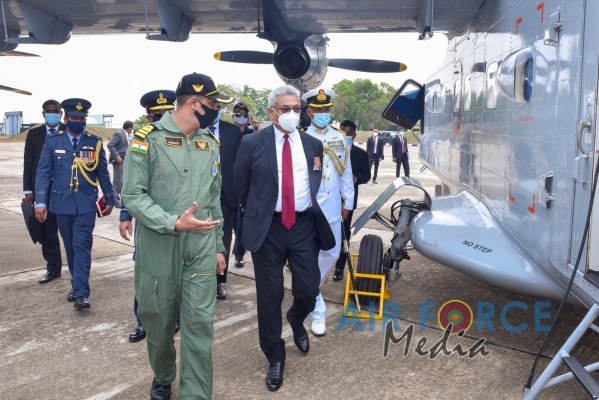 NO 5 AND 6 SQUADRONS HONOURED WITH THE PRESIDENT'S COLOUR