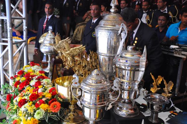 SLAF
Sports Stars Shine at Colors Night