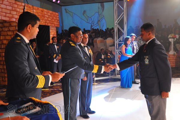 SLAF
Sports Stars Shine at Colors Night