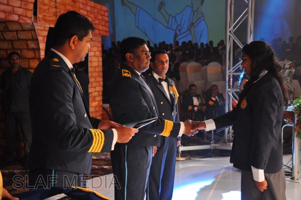 SLAF
Sports Stars Shine at Colors Night