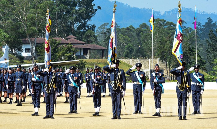 SLAF Combat Training School Diyatalawa Honoured With President's Colour