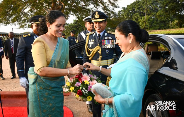 SUNSET
COMMISSIONING PARADE AT SLAF ACADEMY CHINA BAY