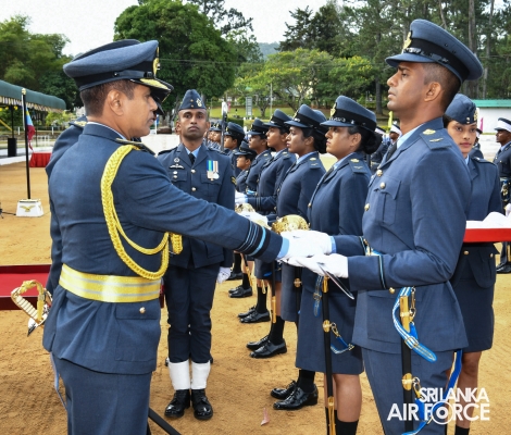 SLAF CELEBRATES COMMISSIONING OF NEW OFFICERS AT SLAF COMBAT TRAINING SCHOOL, DIYATALAWA
