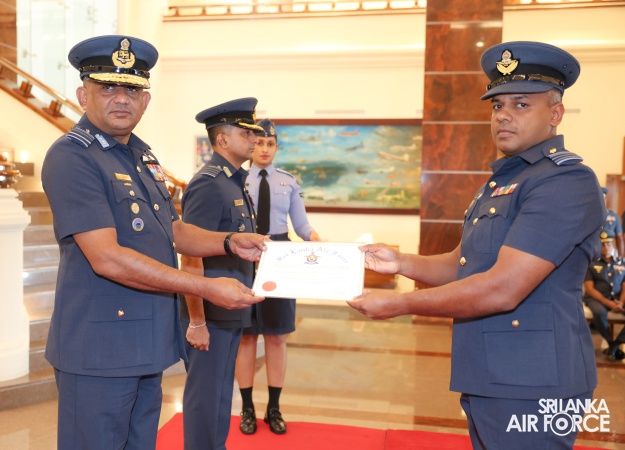 AWARDING CEREMONY OF CERTIFICATES OF COMMENDATION AND QUALIFICATION INSIGNIA
