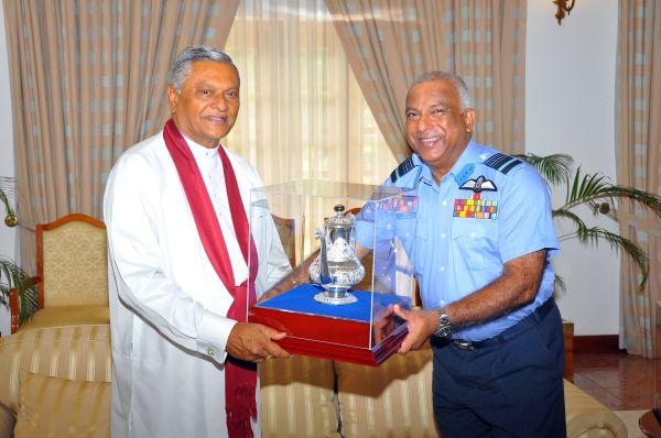 SLAF Commander calls on the Speaker