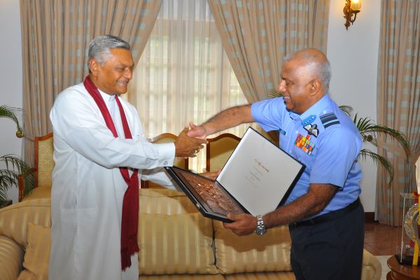 SLAF Commander calls on the Speaker