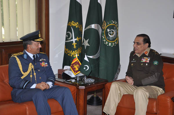 Commander of the Sri Lanka Air Force Visits Pakistan