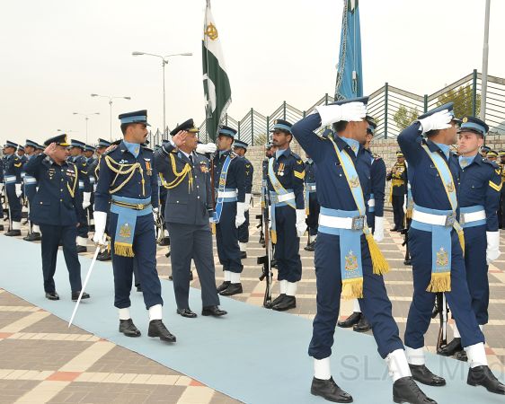 Commander of the Sri Lanka Air Force Visits Pakistan