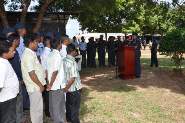 ගුවන් හමුදාපතිතුමන් පාලවි කඳවුරේ වාර්ෂික පරීක්ෂනය සිදුකරයි