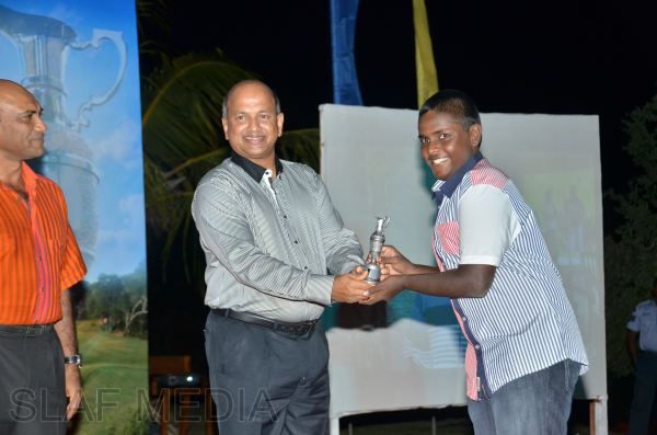 Leading Aircraftsman Sachith Madushanka wins Commander’s Trophy Golf Tournament 2014