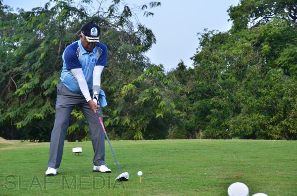 Leading Aircraftsman Sachith Madushanka wins Commander’s Trophy Golf Tournament 2014