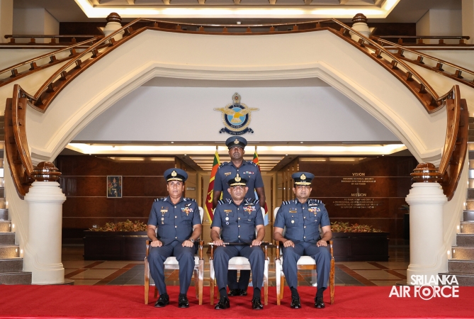 AWARDING CEREMONY OF CERTIFICATES OF COMMENDATION AND QUALIFICATION INSIGNIA