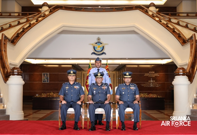 AWARDING CEREMONY OF CERTIFICATES OF COMMENDATION AND QUALIFICATION INSIGNIA