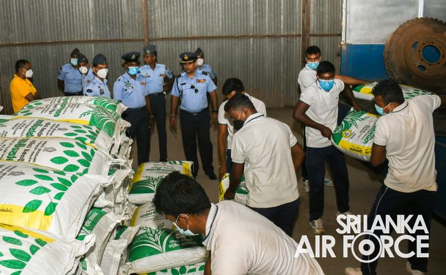 FIRST STOCK OF ORGANIC FERTILIZER PRODUCED BY SRI LANKA AIR FORCE REGIMENT TRAINING SCHOOL VANNI HANDED OVER TO CEYLON FERTILIZ