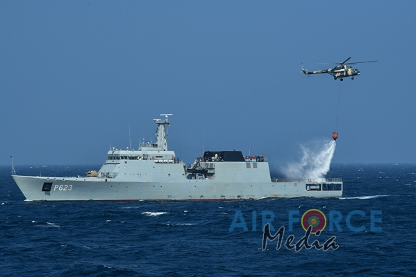 CONEX-21
SUCCESSFULLY CONCLUDES IN WESTERN SEAS