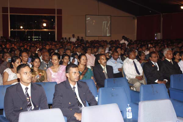 ත්රිවිධ හමුදා නිළධාරීන් 119 දෙනෙකු ජනපති අතින් උපාධි ලබයි