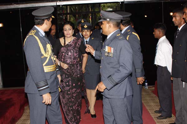 ත්රිවිධ හමුදා නිළධාරීන් 119 දෙනෙකු ජනපති අතින් උපාධි ලබයි