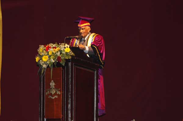 ත්රිවිධ හමුදා නිළධාරීන් 119 දෙනෙකු ජනපති අතින් උපාධි ලබයි