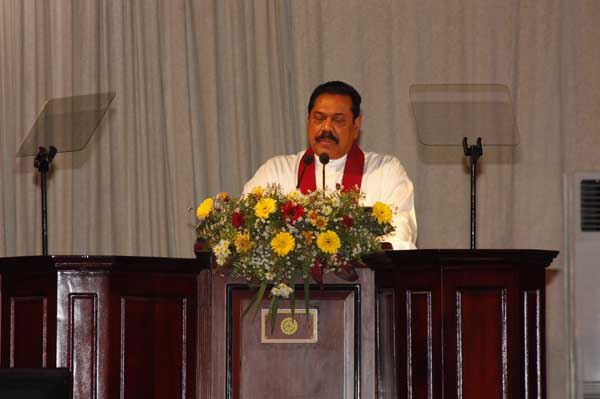 ත්රිවිධ හමුදා නිළධාරීන් 119 දෙනෙකු ජනපති අතින් උපාධි ලබයි