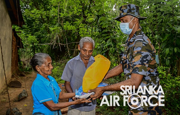 SLAF COMBAT TRAINING SCHOOL DIYATALAWA CONDUCTS COMMUNITY SERVICE PROJECTS IN LINE WITH WELIOYA OUT DOOR EXERCISE