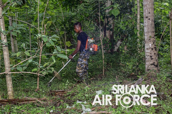 SLAF COMBAT TRAINING SCHOOL DIYATALAWA CONDUCTS COMMUNITY SERVICE PROJECTS IN LINE WITH WELIOYA OUT DOOR EXERCISE