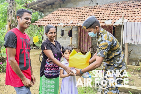 SLAF COMBAT TRAINING SCHOOL DIYATALAWA CONDUCTS COMMUNITY SERVICE PROJECTS IN LINE WITH WELIOYA OUT DOOR EXERCISE