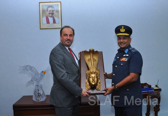 Minister of Foreign Affairs of The Czech Republic calls on The
Commander Of The Air Force