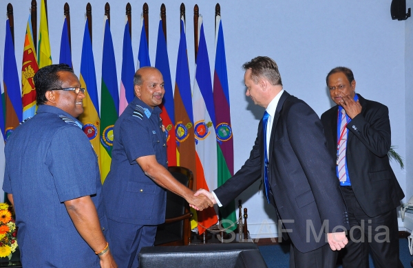 Minister of Foreign Affairs of The Czech Republic calls on The
Commander Of The Air Force
