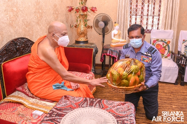 SLAF
CONDUCTS ANNUAL RELIGIOUS CEREMONY AT THE TEMPLE OF THE SACRED TOOTH IN
KANDY
