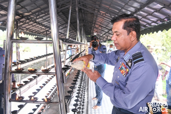 SLAF
CONDUCTS ANNUAL RELIGIOUS CEREMONY AT THE TEMPLE OF THE SACRED TOOTH IN
KANDY