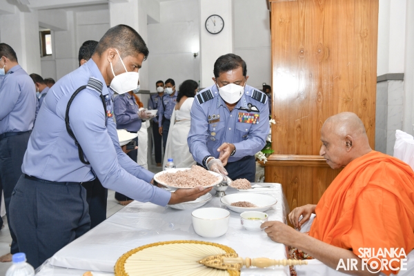 SLAF
CONDUCTS ANNUAL RELIGIOUS CEREMONY AT THE TEMPLE OF THE SACRED TOOTH IN
KANDY