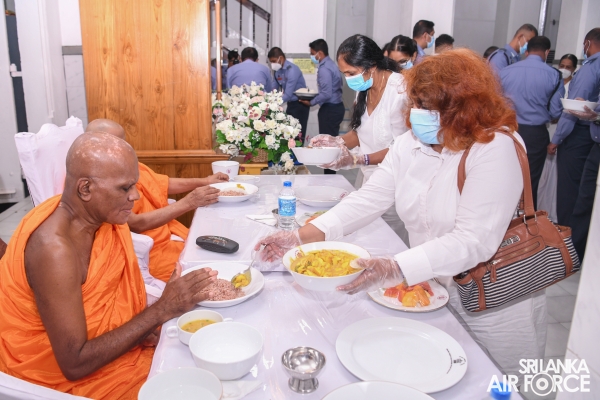 SLAF
CONDUCTS ANNUAL RELIGIOUS CEREMONY AT THE TEMPLE OF THE SACRED TOOTH IN
KANDY