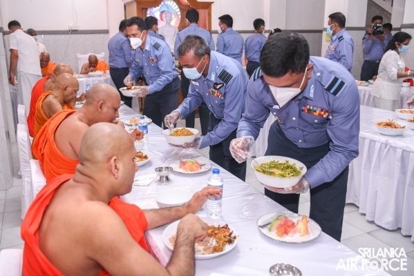 SLAF
CONDUCTS ANNUAL RELIGIOUS CEREMONY AT THE TEMPLE OF THE SACRED TOOTH IN
KANDY