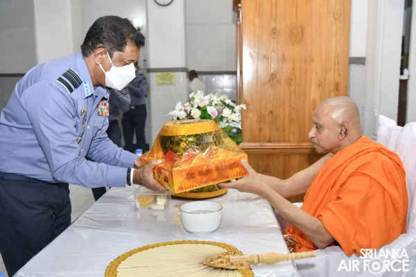 SLAF
CONDUCTS ANNUAL RELIGIOUS CEREMONY AT THE TEMPLE OF THE SACRED TOOTH IN
KANDY