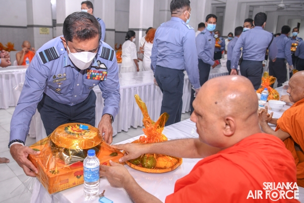 SLAF
CONDUCTS ANNUAL RELIGIOUS CEREMONY AT THE TEMPLE OF THE SACRED TOOTH IN
KANDY