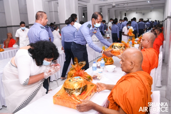 SLAF
CONDUCTS ANNUAL RELIGIOUS CEREMONY AT THE TEMPLE OF THE SACRED TOOTH IN
KANDY