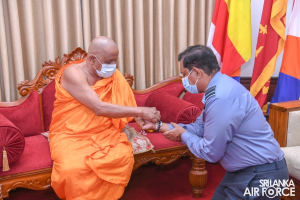SLAF
CONDUCTS ANNUAL RELIGIOUS CEREMONY AT THE TEMPLE OF THE SACRED TOOTH IN
KANDY