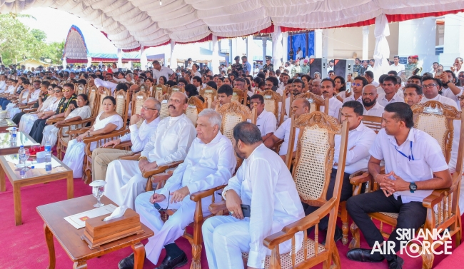 SLAF COMMANDER ATTENDS THE RELIC ENSHRINEMENT CEREMONY AT HISTORICAL DEEGAWAPIYA STUPA
