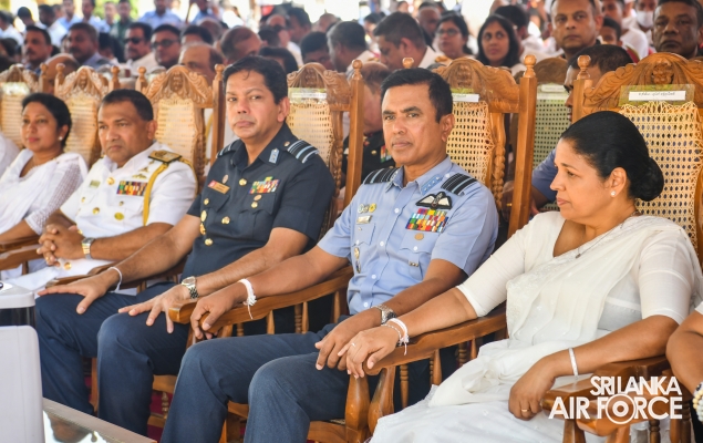 SLAF COMMANDER ATTENDS THE RELIC ENSHRINEMENT CEREMONY AT HISTORICAL DEEGAWAPIYA STUPA