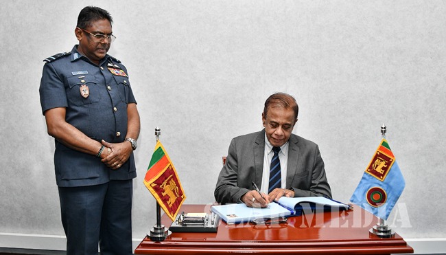 Secretary to the Ministry of Defence Visits Air Force Headquarters